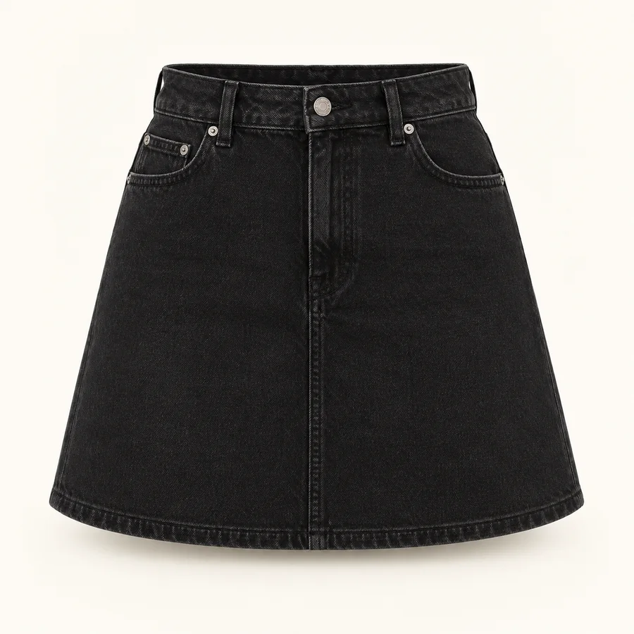 Falda corta de jean negro · Mujer