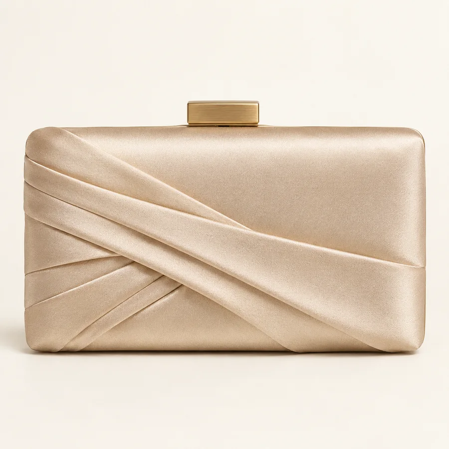 Cartera de mano color champán · Mujer