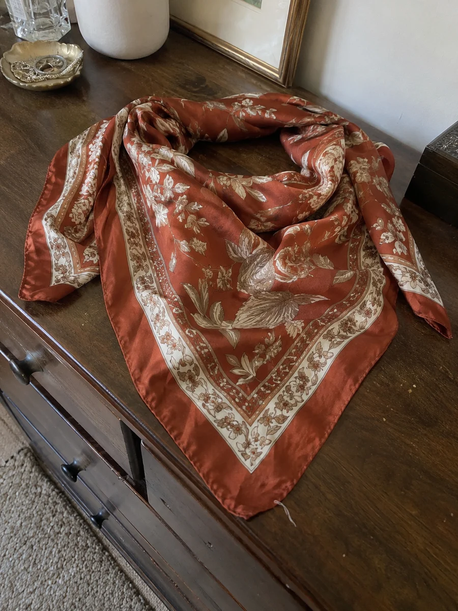 Rust and cream patterned scarf